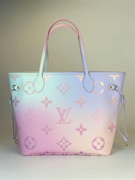 louis vuitton sunrise pastel on the go pm|Louis Vuitton monogram.